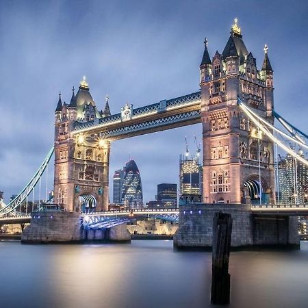 City Living Apartments ロンドン エクステリア 写真